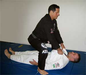 Developing pulling power for grappling