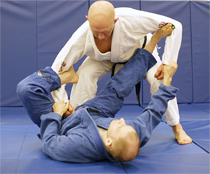 Spider-Guard-standing-arm-wrap