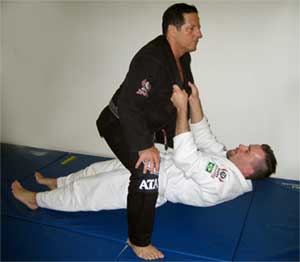 Developing pulling power for grappling