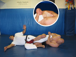 Clinch, Takedown and Leglock Vs. punching 7