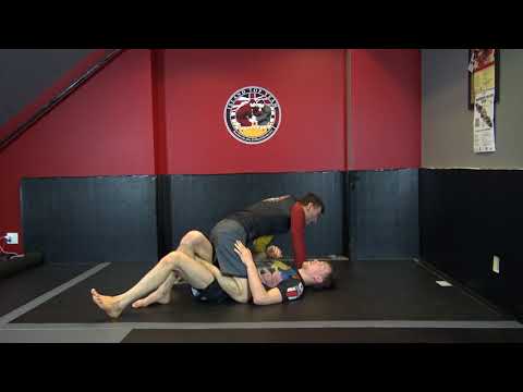 BJJ 201 G27 Guillotine from Mount