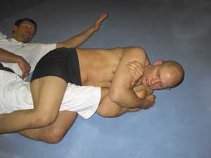 Kneebar: Correct Arm Position