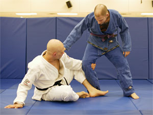 Instep guard from bjj