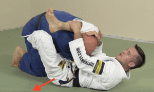 half guard triangle - sideways movement to tighten choke
