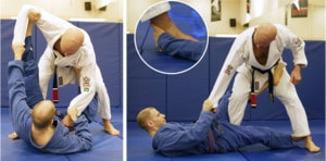 Spider guard and de la Riva guard: two BJJ positions that are tough on the fingers