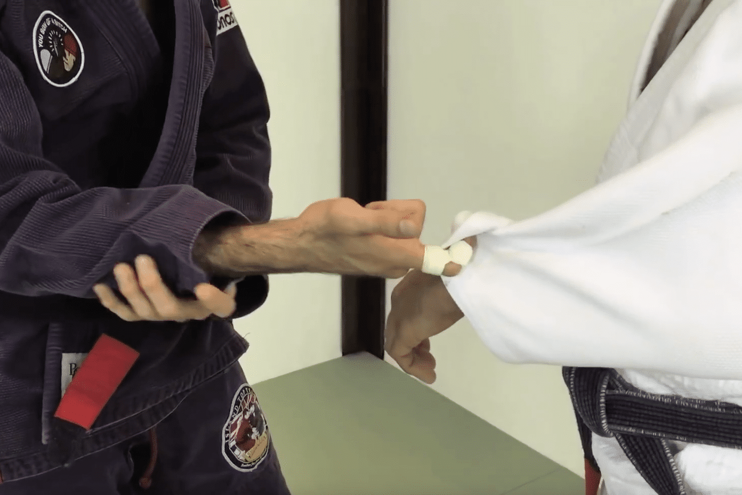 BJJ Finger Pain Tips