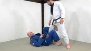 basic de la riva leg position