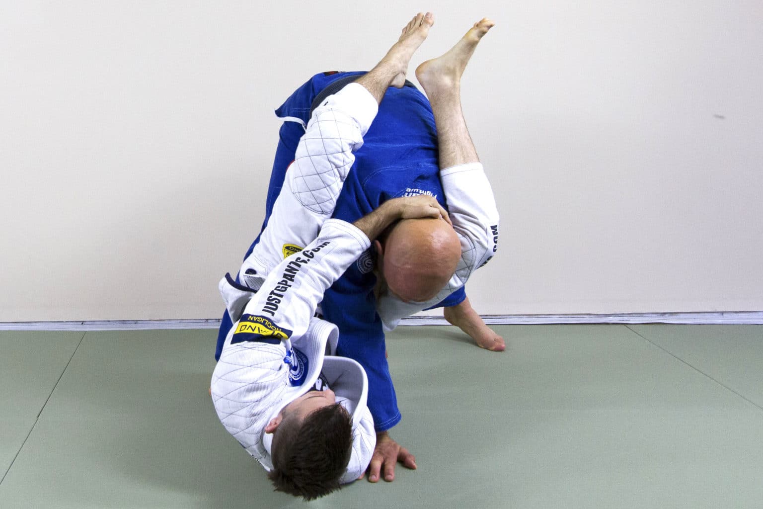 How to Set Up the Triangle Choke from Guard Grapplearts