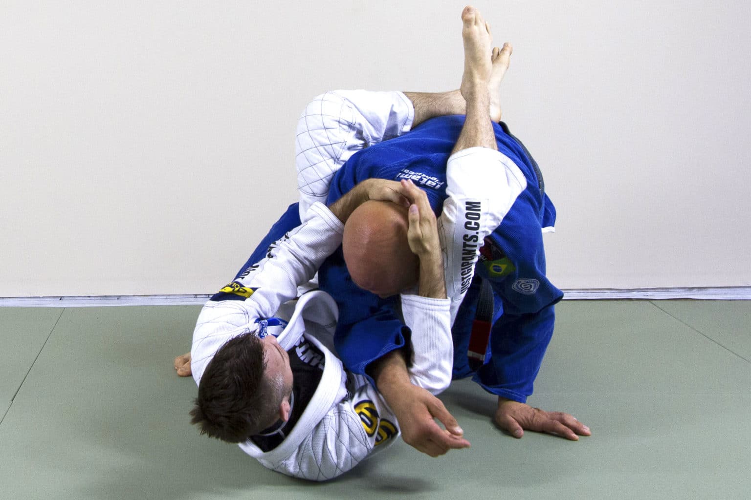 How to Set Up the Triangle Choke from Guard Grapplearts