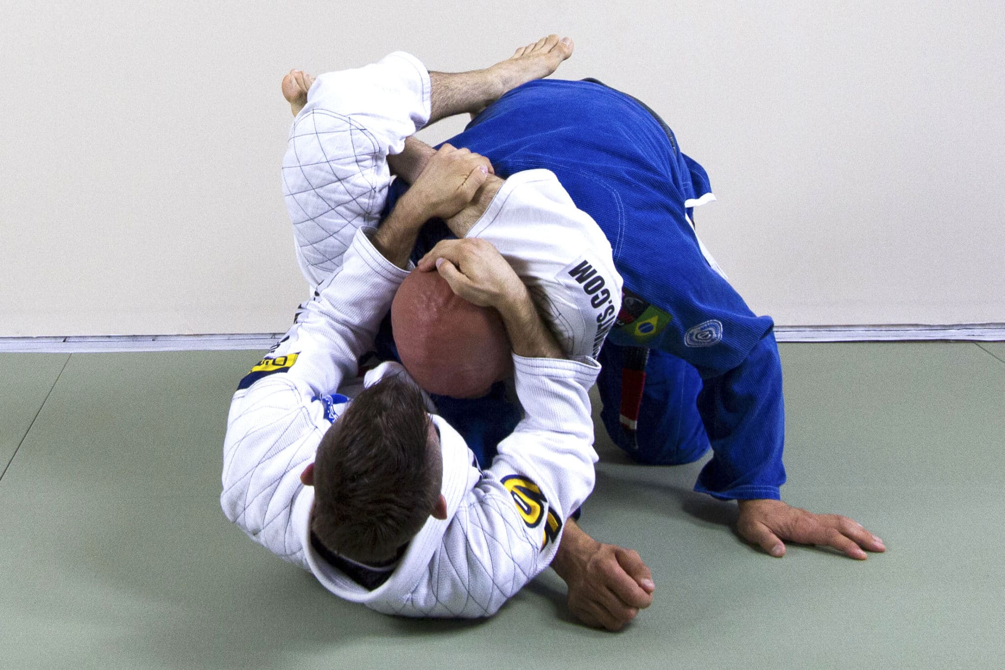 How to Set Up the Triangle Choke from Guard - Grapplearts