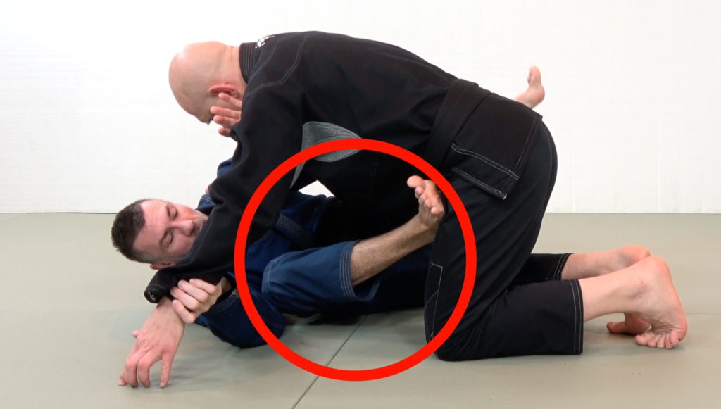 Leg frame to transition out of the half guard