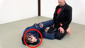 Hide the top elbow to deny the underhook