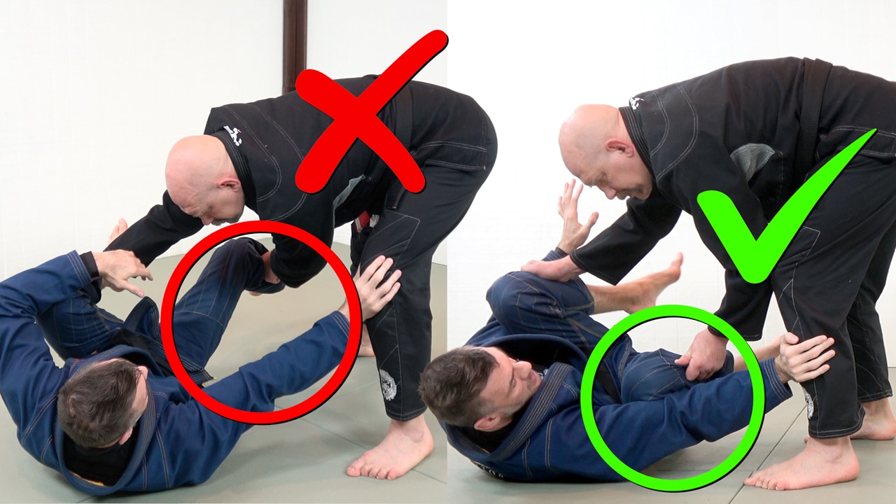 Elbow-Knee Connection in the Recumbent Open Guard